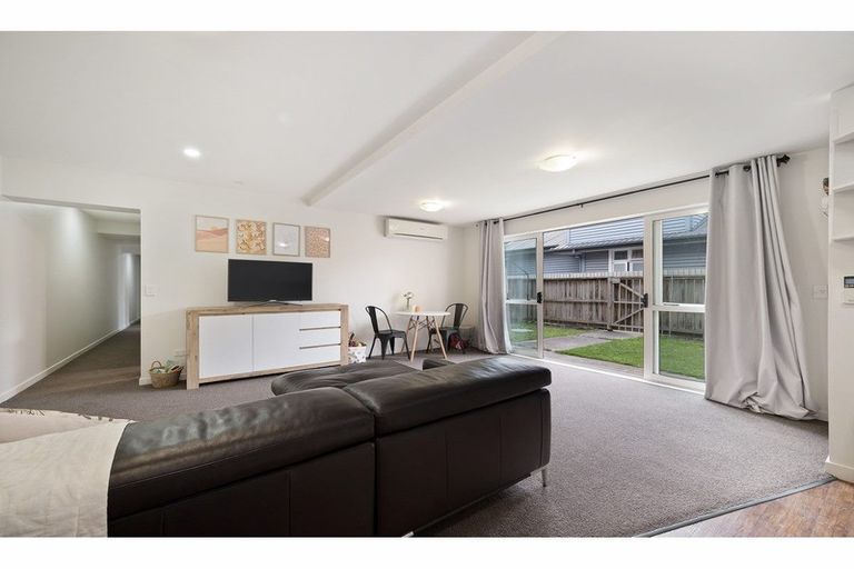 Photo of property in 1/30 Mathesons Road, Phillipstown, Christchurch, 8011