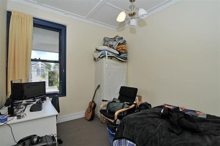 Photo of property in 54 Pirie Street, Mount Victoria, Wellington, 6011