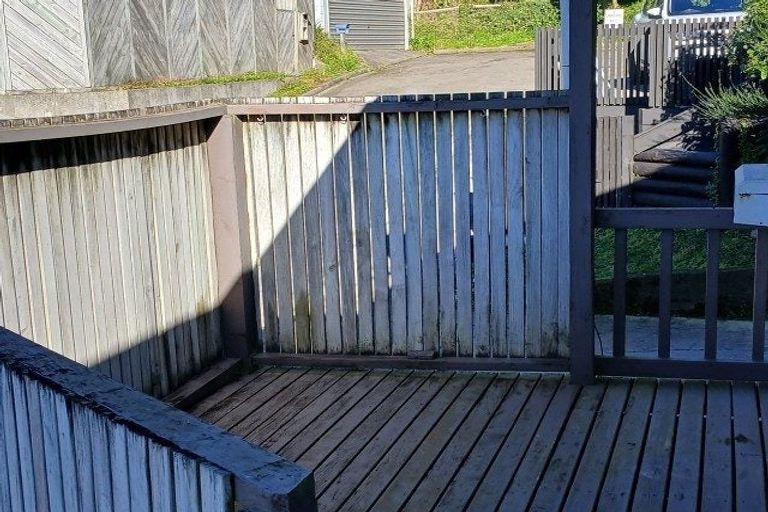 Photo of property in 4a Sarah Way, Crofton Downs, Wellington, 6035