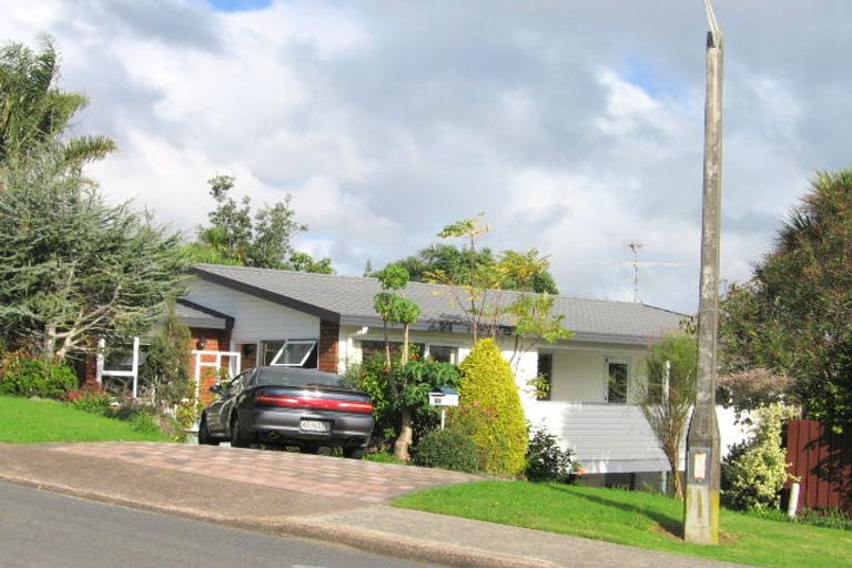 Photo of property in 39 Marellen Drive, Red Beach, 0932