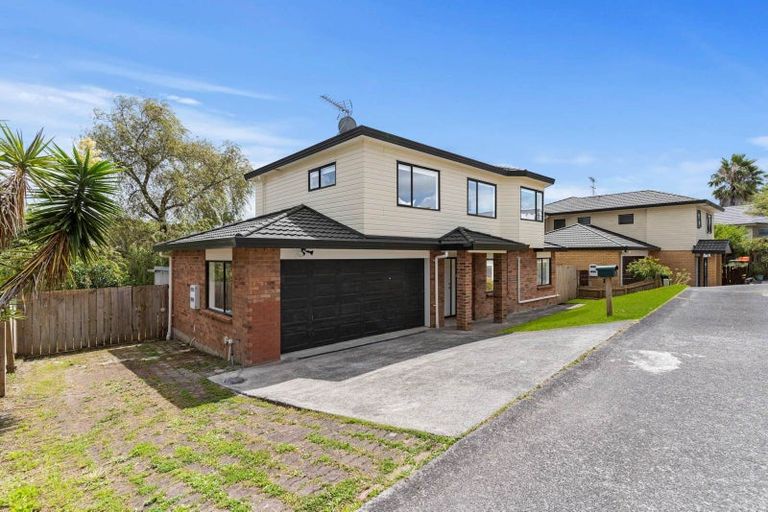 Photo of property in 15 Ali Place, Ranui, Auckland, 0612