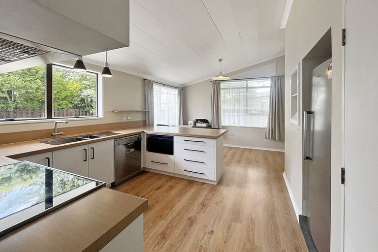 Photo of property in 2 Alaska Court, Awapuni, Palmerston North, 4412