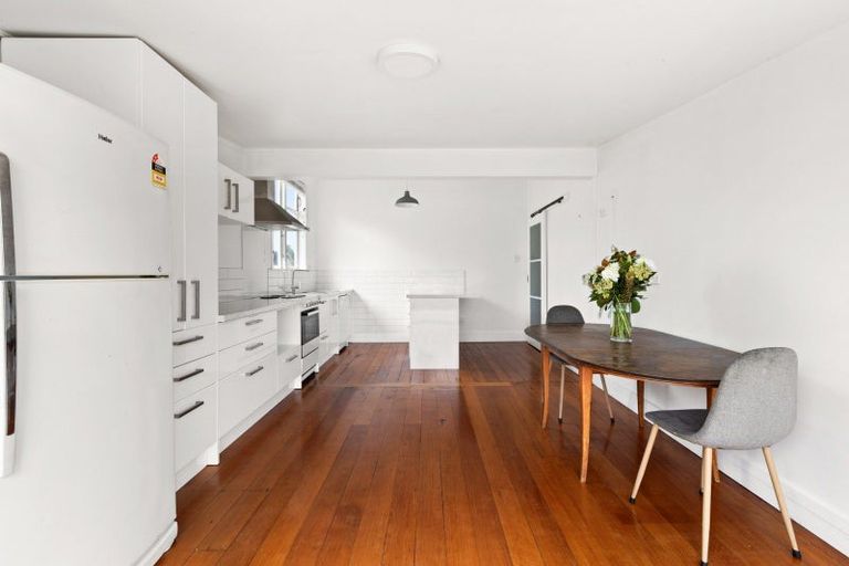 Photo of property in 55 Nelson Crescent, Napier South, Napier, 4110