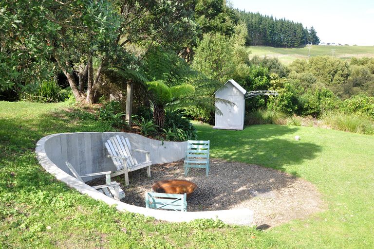 Photo of property in 57 Govan Wilson Road, Whangaripo, Warkworth, 0985
