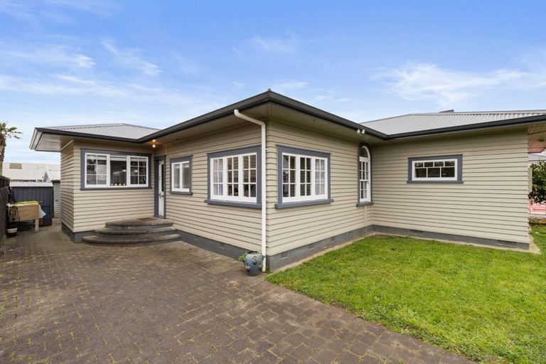 Photo of property in 9 Bank Street, Morrinsville, 3300