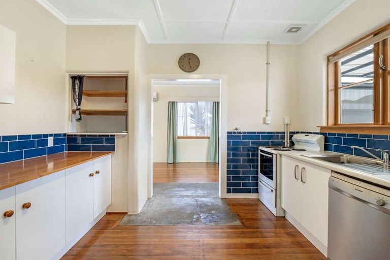 Photo of property in 12 Quick Avenue, Aramoho, Whanganui, 4500