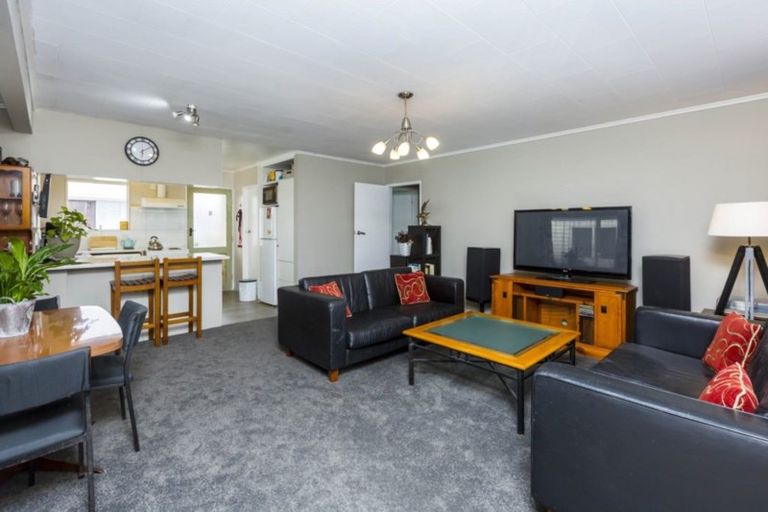 Photo of property in 43c Mcparland Street, Ebdentown, Upper Hutt, 5018
