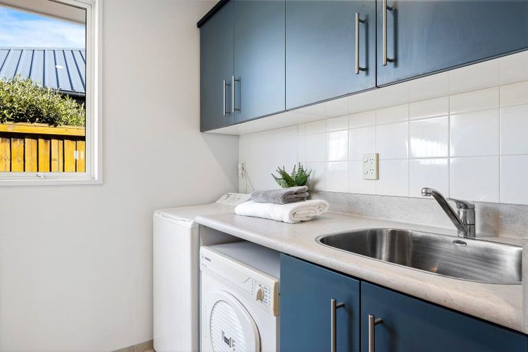 Photo of property in 9 Country Palms Drive, Halswell, Christchurch, 8025