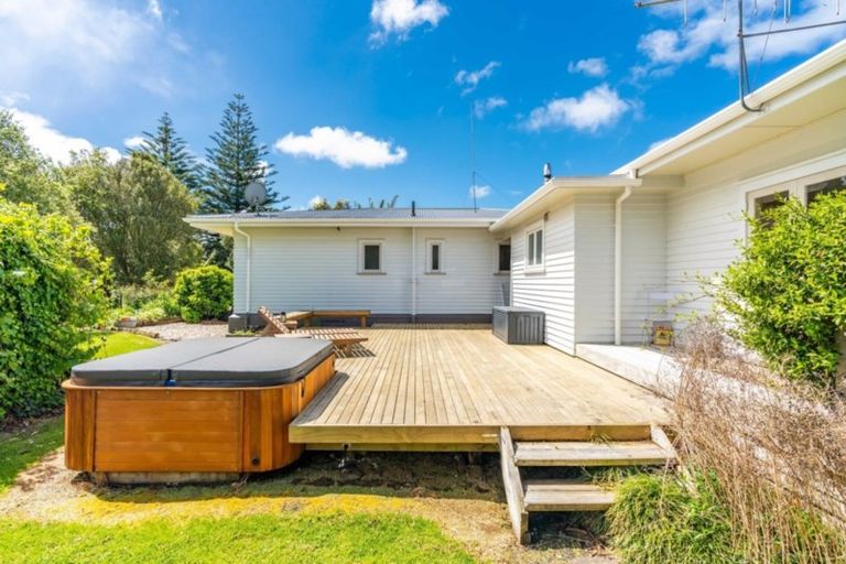 Photo of property in 150 South Road, Waipu, 0582