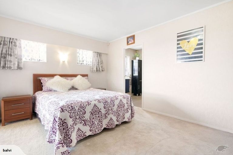 Photo of property in 52 Calluna Crescent, Totara Heights, Auckland, 2105