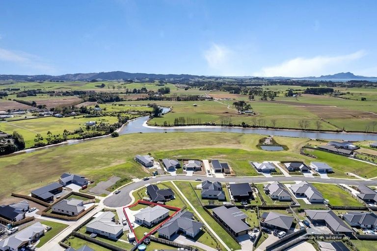 Photo of property in 41 Breton Drive, Waipu, 0510