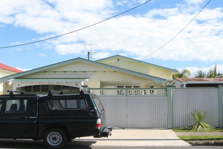 Photo of property in 109 Davy Street, Thames, 3500