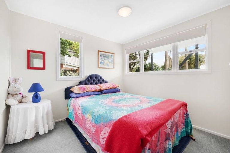 Photo of property in 33 Bleakhouse Road, Howick, Auckland, 2014