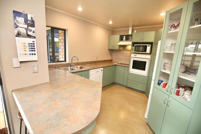 Photo of property in 213 Grandview Road, Grandview Heights, Hamilton, 3200