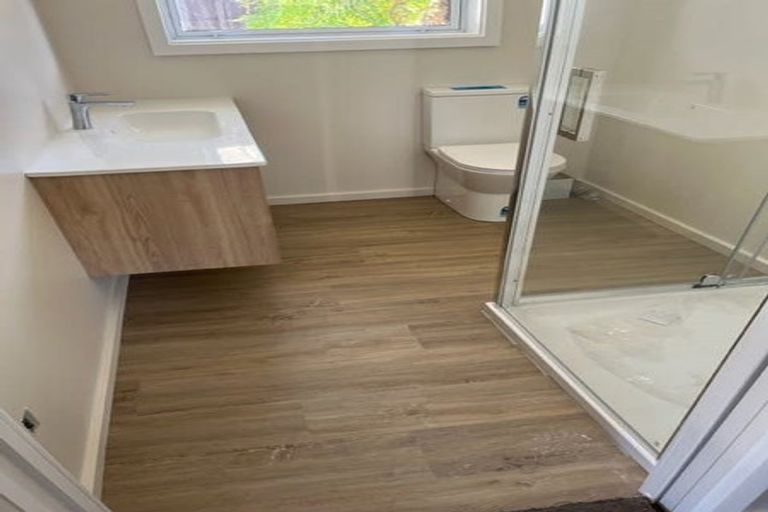 Photo of property in 11 Grimseys Road, Redwood, Christchurch, 8051