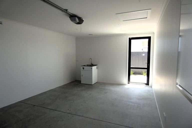 Photo of property in 90 Derby Street, Westport, 7825