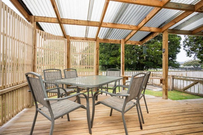 Photo of property in 27 Ruahine Street, Dannevirke, 4930