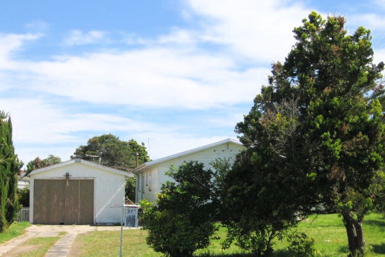 Photo of property in 27 Tolerton Avenue, Elgin, Gisborne, 4010
