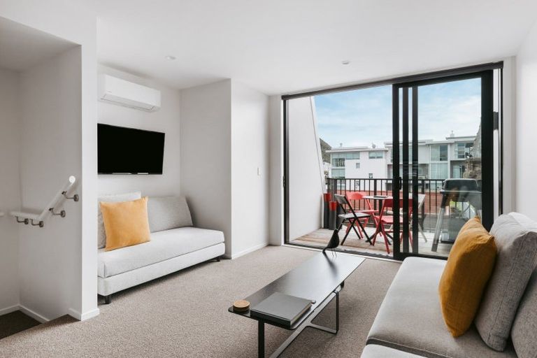 Photo of property in 4/17 Victoria Road, Mount Maunganui, 3116