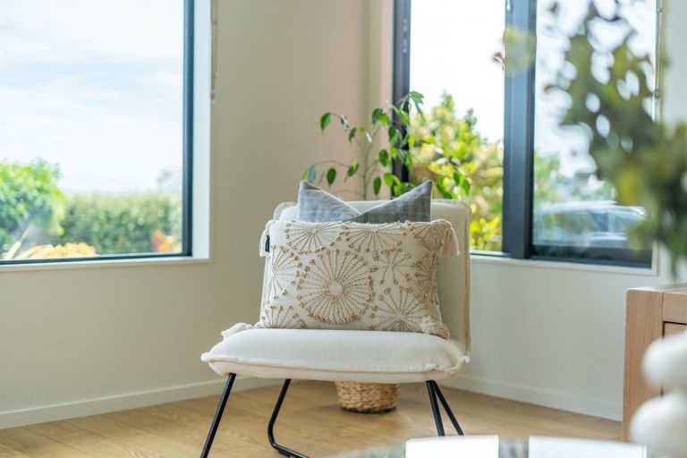 Photo of property in 43 Moana Road, Plimmerton, Porirua, 5026