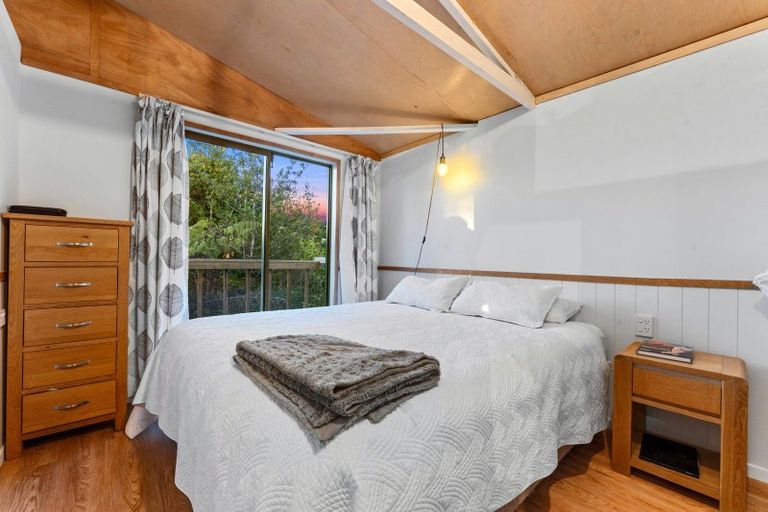 Photo of property in 934 Sandspit Road, Sandspit, Warkworth, 0982