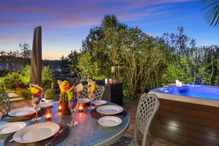 Photo of property in 250 Schnapper Rock Road, Schnapper Rock, Auckland, 0632