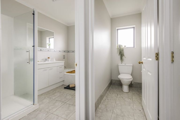 Photo of property in 94c Palmers Road, Clendon Park, Auckland, 2103