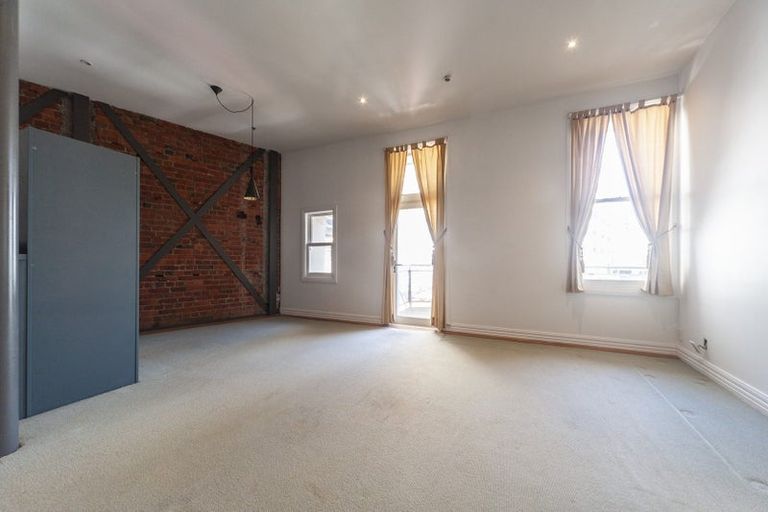 Photo of property in Columbia Apartments, 5/32 Cuba Street, Te Aro, Wellington, 6011