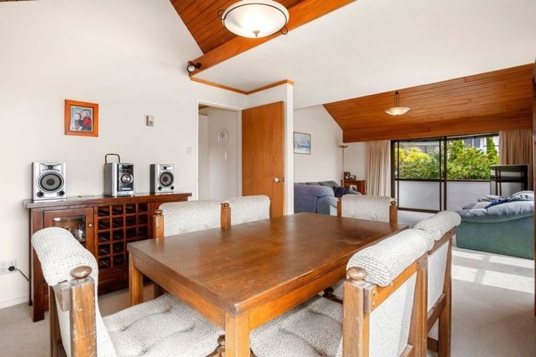 Photo of property in 3a Jasons Place, Churton Park, Wellington, 6037