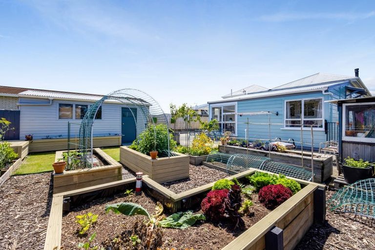 Photo of property in 3 Victoria Street, Hawera, 4610