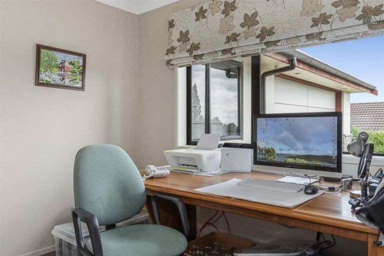 Photo of property in 31 Brackenburn Drive, Ohauiti, Tauranga, 3112