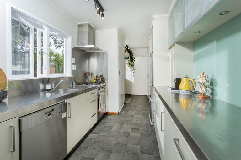 Photo of property in 50 Eban Avenue, Hillcrest, Auckland, 0627