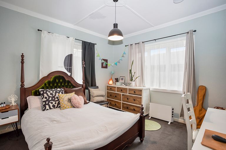 Photo of property in 254 Kelvin Street, Avenal, Invercargill, 9810