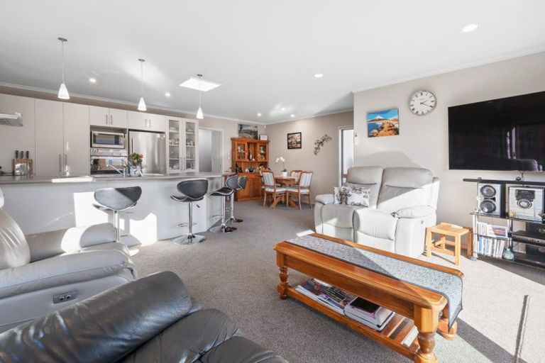 Photo of property in 24 Havenbrook Way, Pyes Pa, Tauranga, 3112