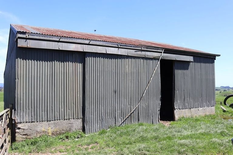 Photo of property in 98 Lincoln Road, Inglewood, 4389