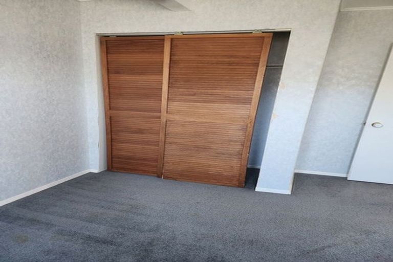 Photo of property in 114 Wainuiomata Road, Wainuiomata, Lower Hutt, 5014