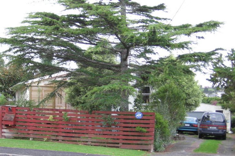 Photo of property in 340 Royal Road, Massey, Auckland, 0614