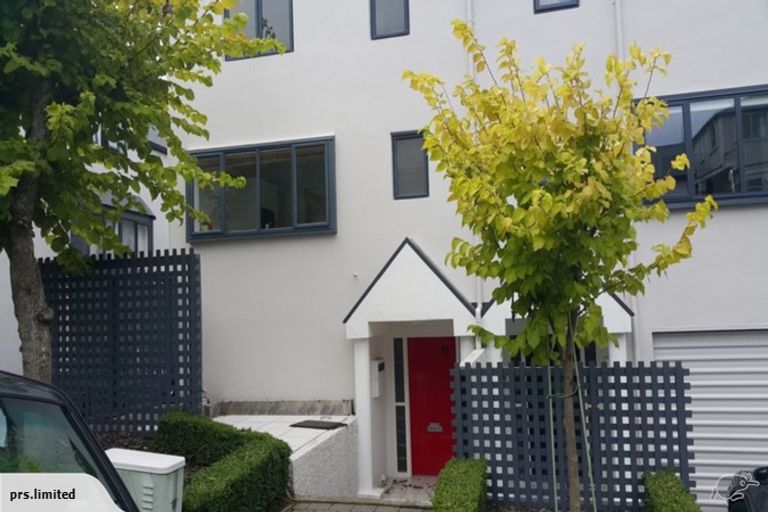 Photo of property in 9/14 Harriett Street, Thorndon, Wellington, 6011