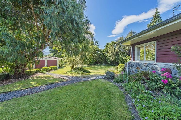 Photo of property in 26 Woodside Road, Oxford, 7430