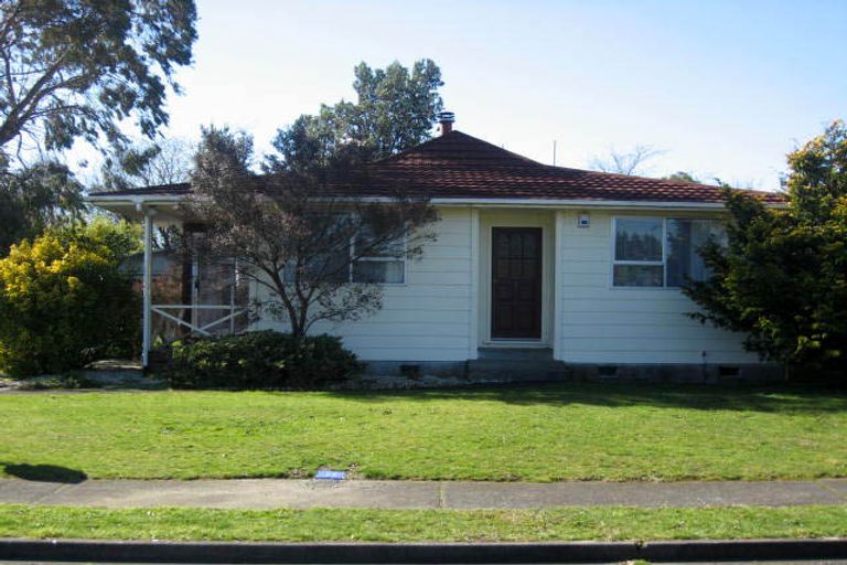 Photo of property in 30 Fisher Place, Carterton, 5713