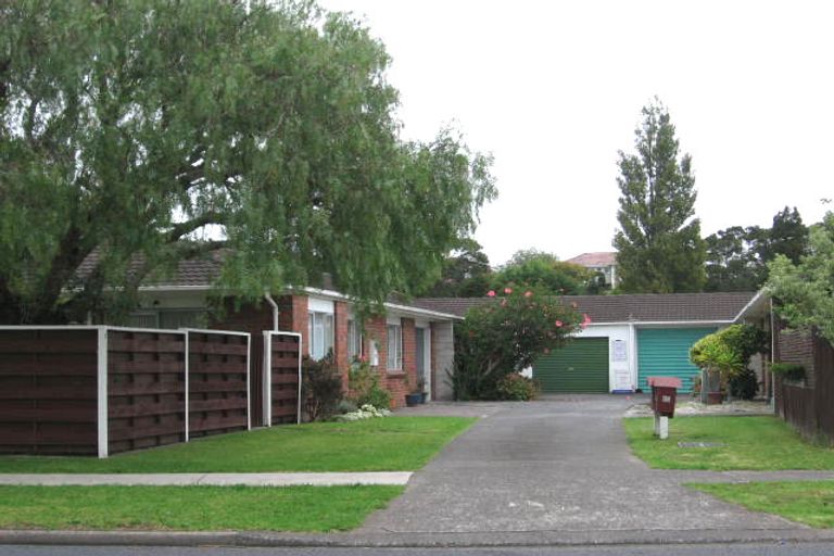 Photo of property in 4/65 Glendale Road, Glen Eden, Auckland, 0602