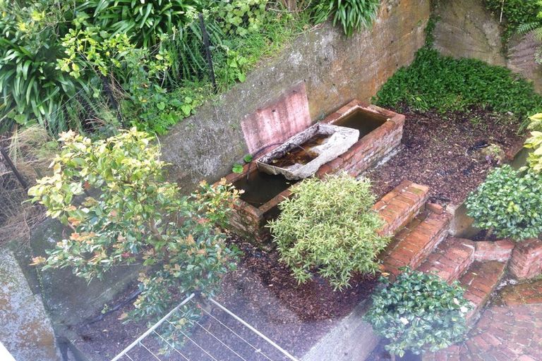 Photo of property in 30 Newman Terrace, Thorndon, Wellington, 6011