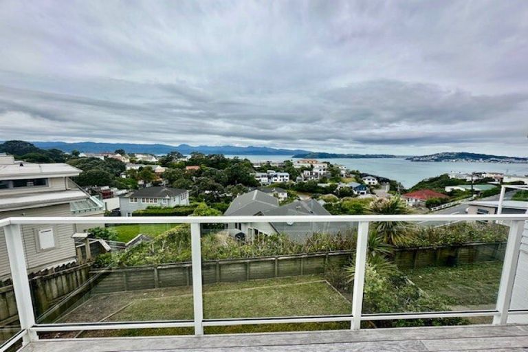 Photo of property in 22d Mandalay Terrace, Khandallah, Wellington, 6035
