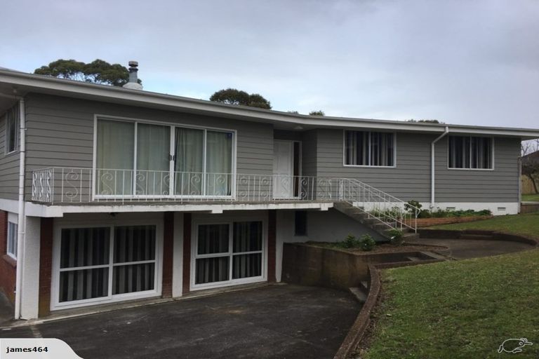 Photo of property in 22 Boys Place, Pakuranga Heights, Auckland, 2010