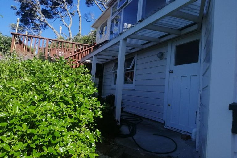 Photo of property in 42 Evans Bay Parade, Roseneath, Wellington, 6021