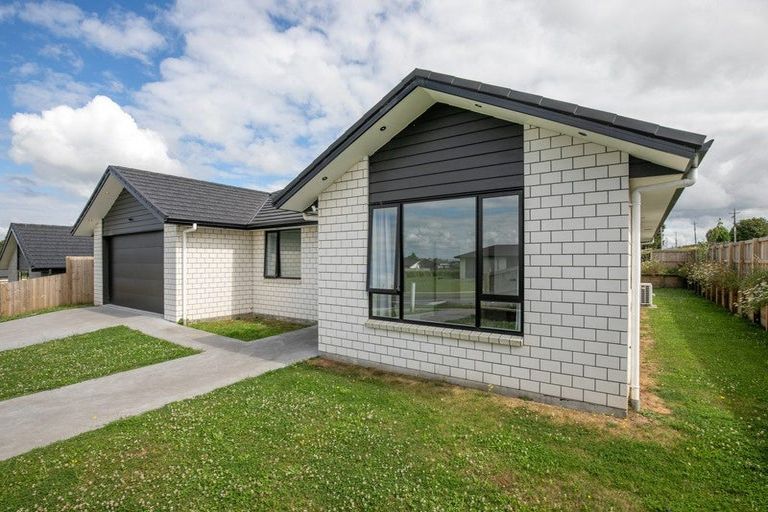 Photo of property in 79 Murray Ward Drive, Te Kauwhata, 3710