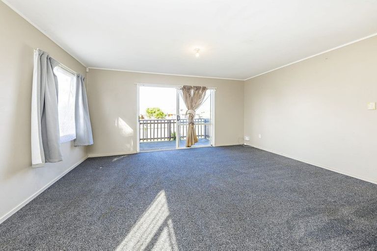 Photo of property in 1/43 Trimdon Street, Randwick Park, Auckland, 2105