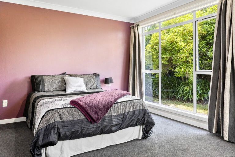 Photo of property in 72 Ridgetop Way, Oruanui, Taupo, 3384