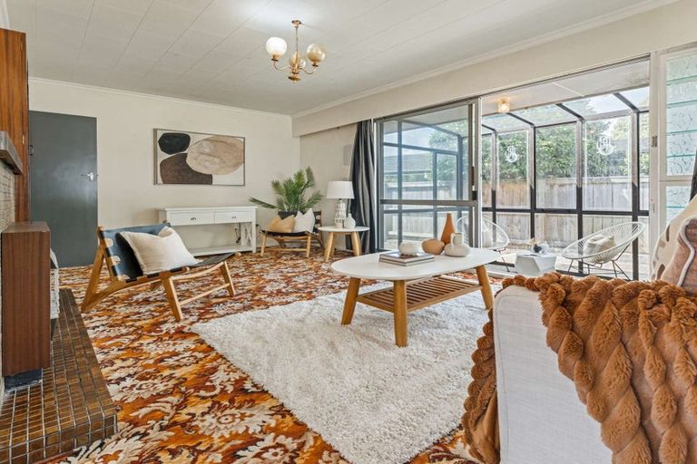 Photo of property in 104 Grand Vue Road, Kawaha Point, Rotorua, 3010