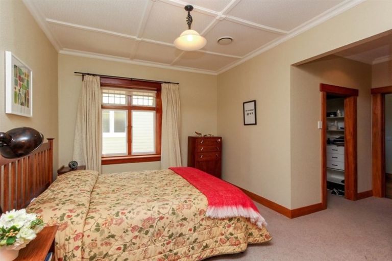 Photo of property in 117 Pendarves Street, New Plymouth, 4312